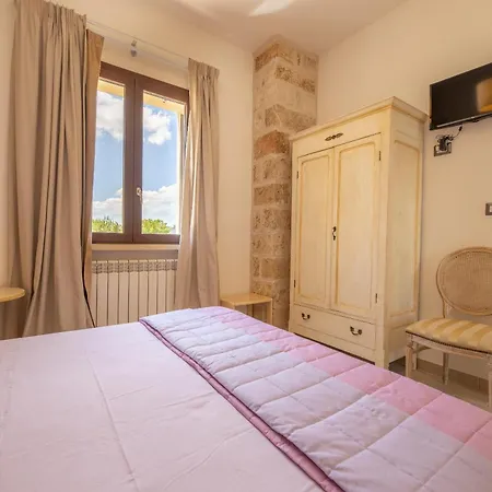 Tenuta Melissa فيلة Aradeo