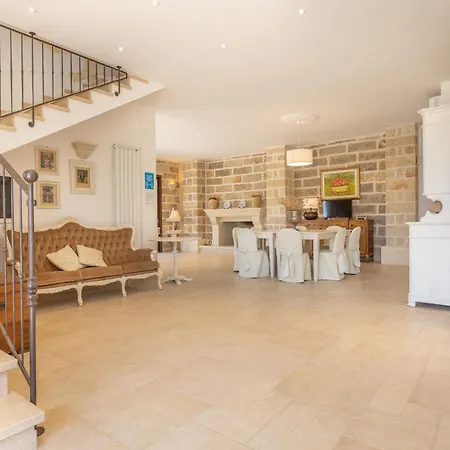 Tenuta Melissa Villa *