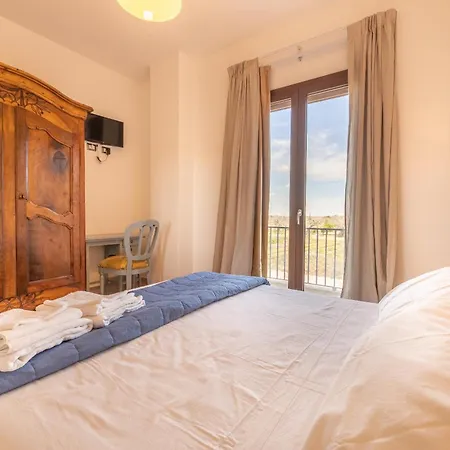 Tenuta Melissa Villa *