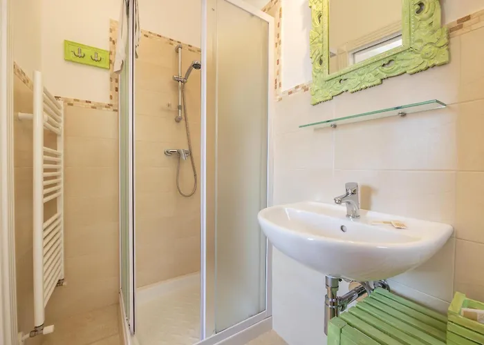 Tenuta Melissa * Aradeo